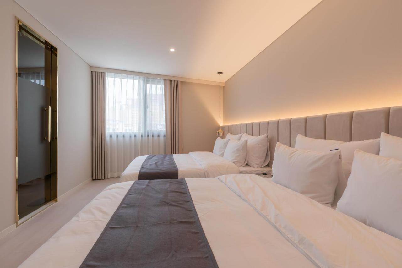 Denbasta Central Hotel Seomyeon Busan Exterior photo